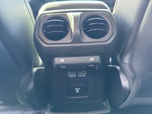 Used 2021 Jeep Wrangler Unlimited Rubicon w/ Trailer Tow Package image 23