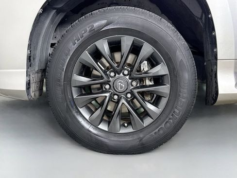 Used 2020 Lexus GX 460 Premium w/ Premium Package image 33