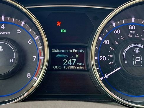 Used 2012 Hyundai Sonata GLS FWD image 23