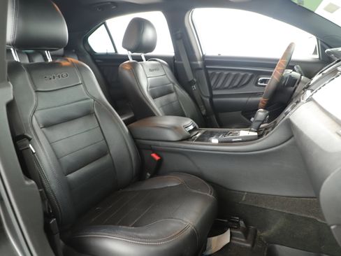 Used 2015 Ford Taurus SHO w/ Equipment Group 401A image 21