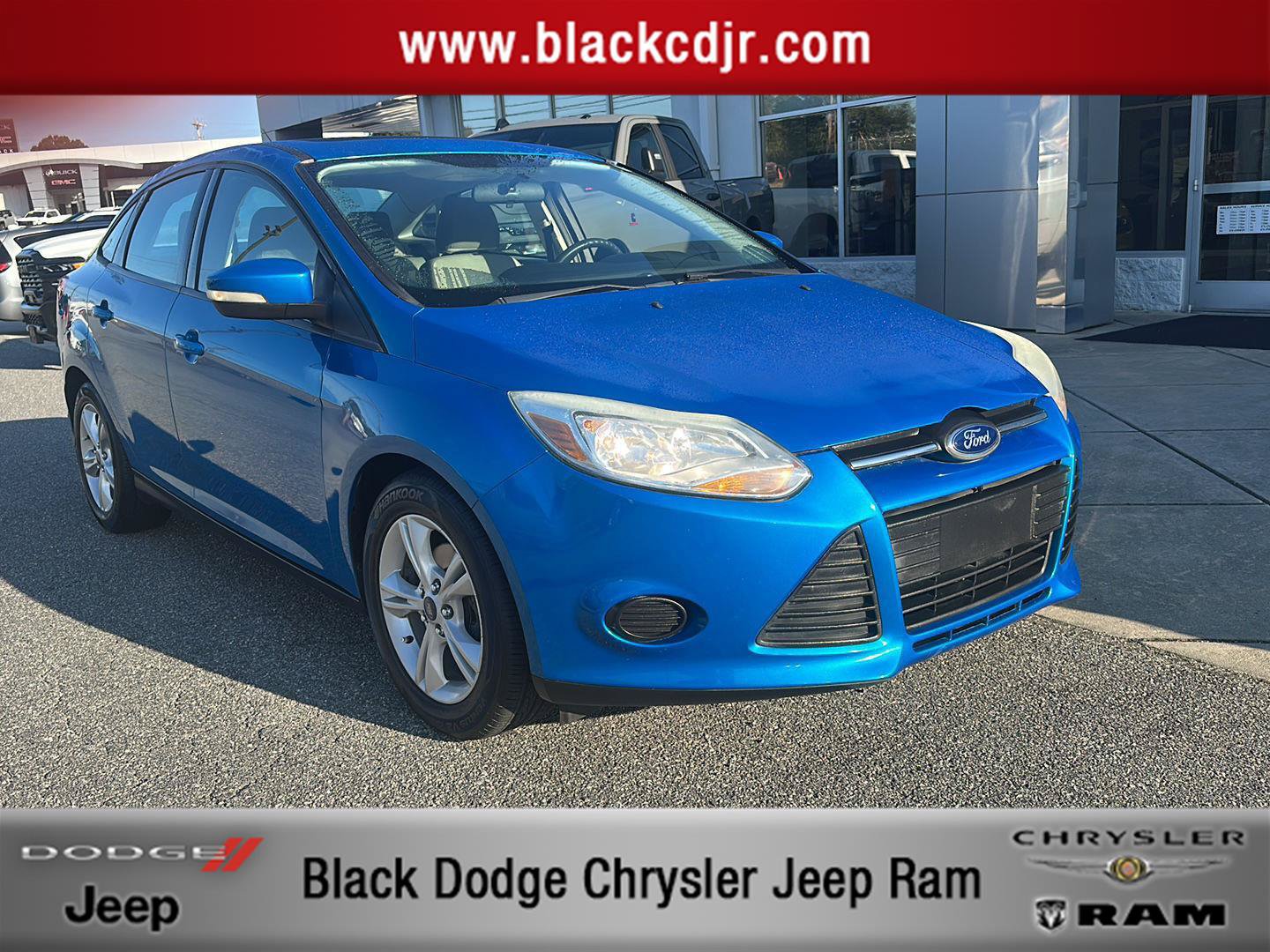 Used 2014 Ford Focus SE FWD image 1