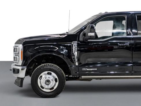 Used 2023 Ford F350 Lariat w/ FX4 Off-Road Package AWD/4WD image 10