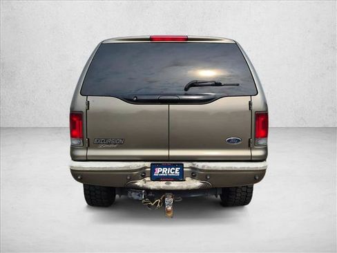 Used 2005 Ford Excursion Limited AWD/4WD image 7
