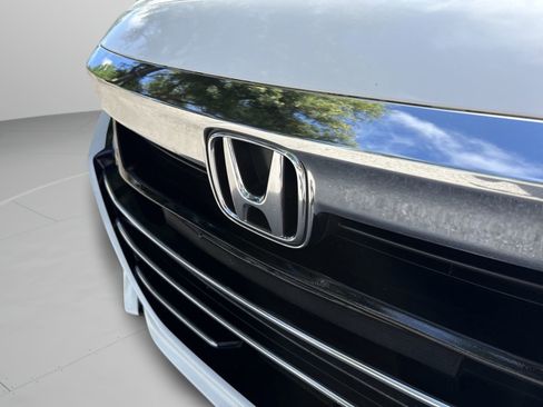 Used 2021 Honda Accord Touring image 29