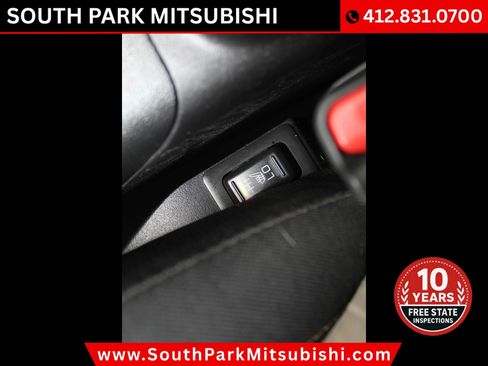 Used 2014 Mitsubishi Outlander Sport SE AWD/4WD image 29