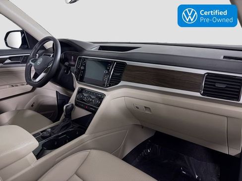 Certified 2022 Volkswagen Atlas SE w/ Black Wheel Package AWD/4WD image 29