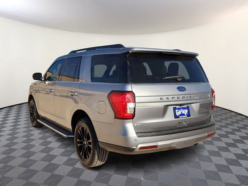 Used 2023 Ford Expedition XLT RWD image 3