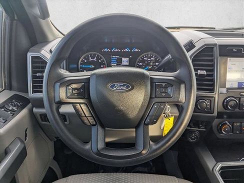 Used 2022 Ford F250 XLT w/ Black Appearance Package image 11