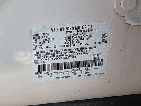 Used 2023 Ford Explorer XLT w/ Equipment Group 202A AWD/4WD image 38