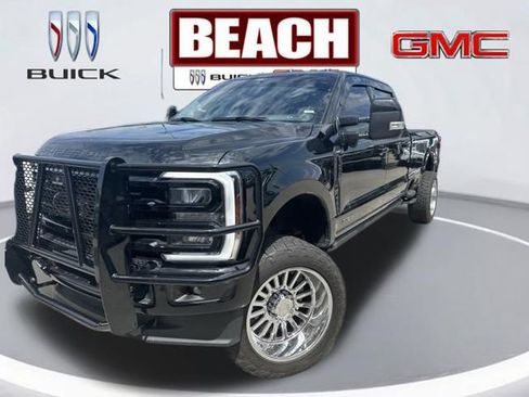 Used 2024 Ford F350 Lariat w/ Lariat Ultimate Package AWD/4WD image 3