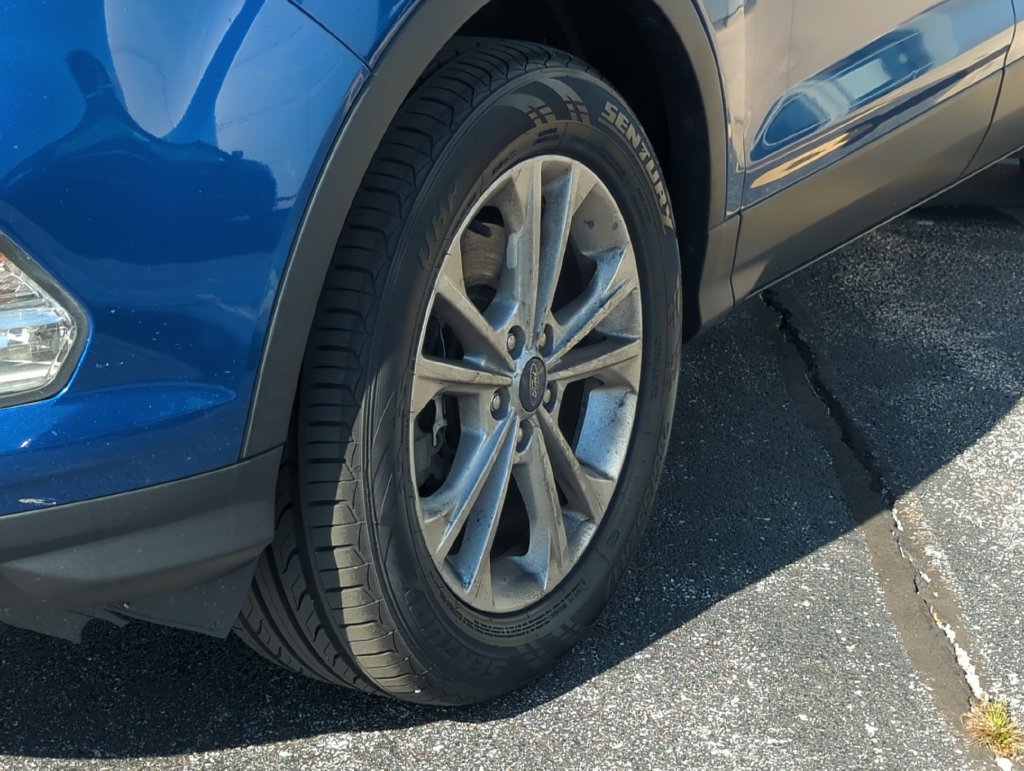 Used 2018 Ford Escape SEL AWD/4WD image 9