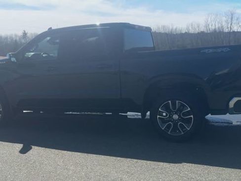 Used 2022 Chevrolet Silverado 1500 LT image 6