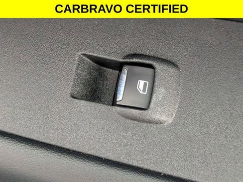 Used 2022 Ford Edge Titanium w/ Equipment Group 301A AWD/4WD image 35