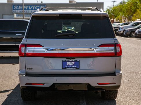 Used 2019 Lincoln Navigator L Reserve w/ Cargo Package AWD/4WD image 6