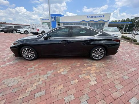 Used 2021 Lexus ES 350 w/ Premium Package FWD image 30