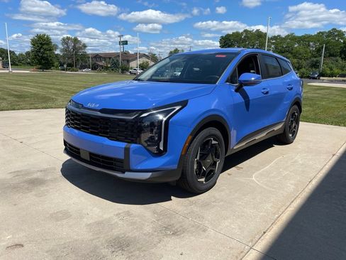 New 2026 Kia Sportage EX FWD image 2