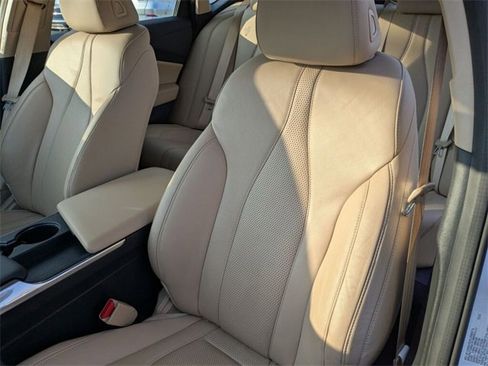 Certified 2022 Acura TLX w/ Technology Package image 27