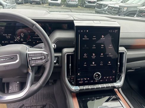 Certified 2025 GMC Yukon XL Denali w/ LPO, Floor Liner Package AWD/4WD image 3