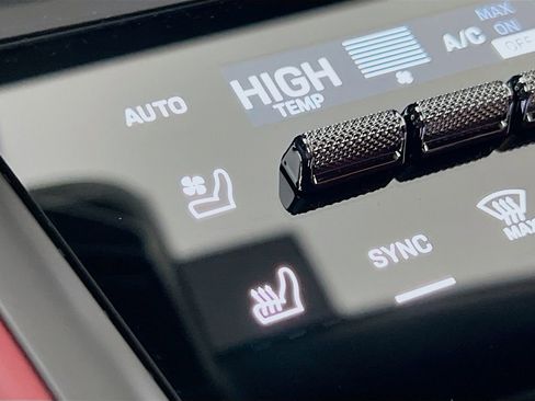 New 2026 Porsche Macan 4 Electric image 23