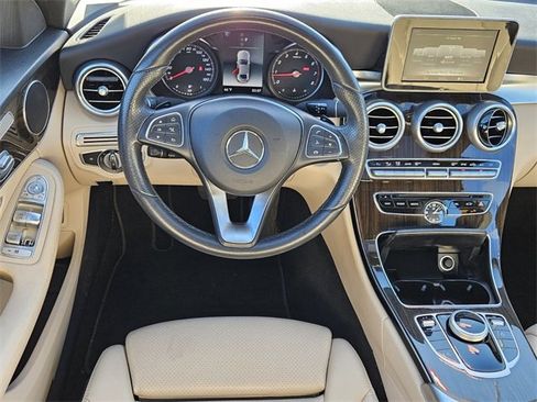 Used 2018 Mercedes-Benz C 300 4MATIC Sedan image 11