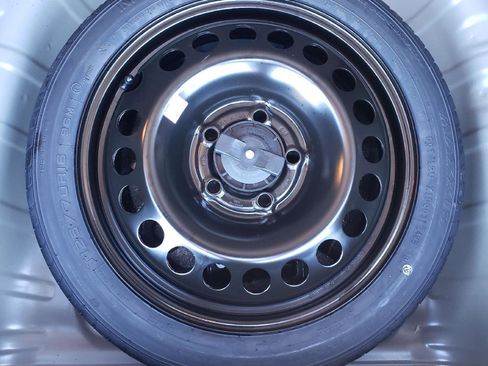 New 2026 Chevrolet Trax LT w/ Sunroof Package image 22