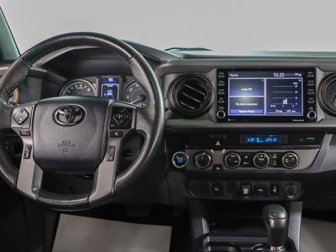 Used 2023 Toyota Tacoma TRD Off-Road image 18