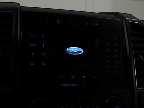 Used 2018 Ford F150 XLT w/ Heavy-Duty Payload Package image 50