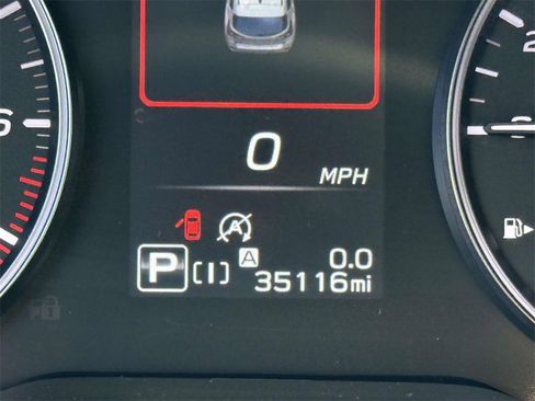 Used 2024 Subaru Impreza 2.0i Sport image 17