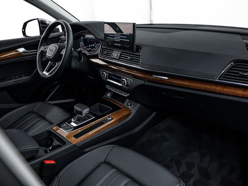 Certified 2023 Audi Q5 2.0T Premium Plus image 15