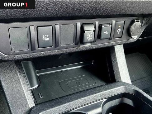Certified 2023 Toyota Tacoma TRD Off-Road AWD/4WD image 36