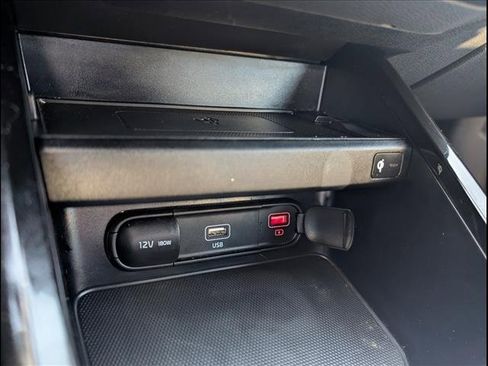 Used 2024 Kia Forte GT-Line w/ GT-Line Premium Package image 18