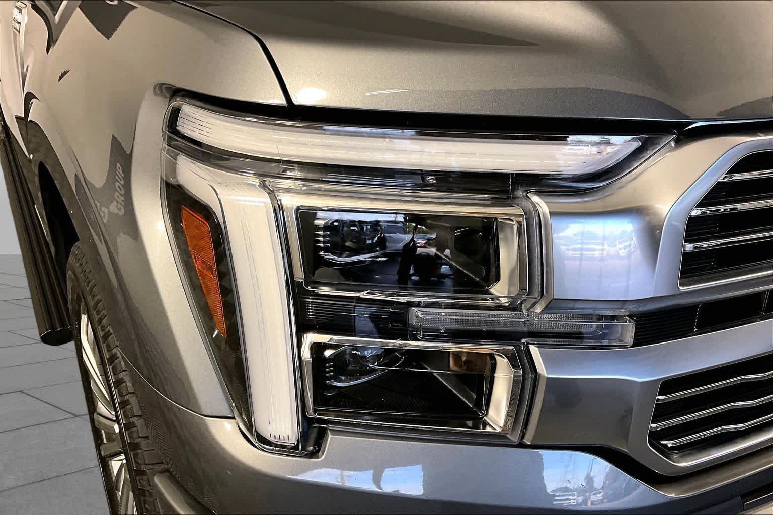 Used 2025 Ford F150 Platinum w/ Equipment Group 703A Plus AWD/4WD image 25