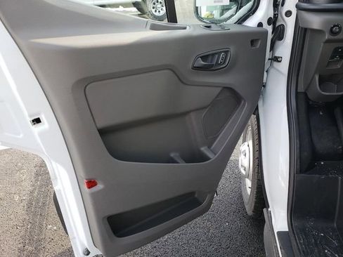 New 2026 Ford Transit 250 148 Medium Roof image 20