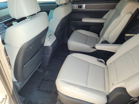 New 2025 Hyundai Santa Fe Calligraphy image 6