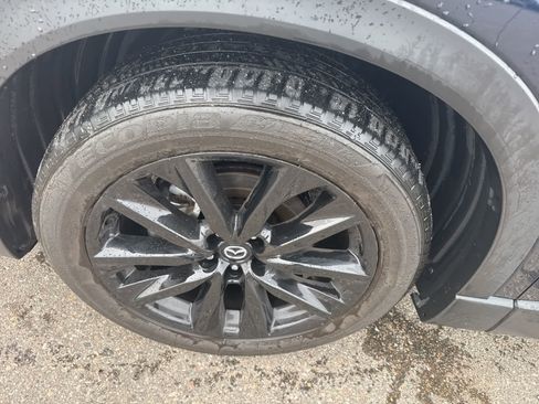 Used 2023 MAZDA CX-9 Touring Plus image 9