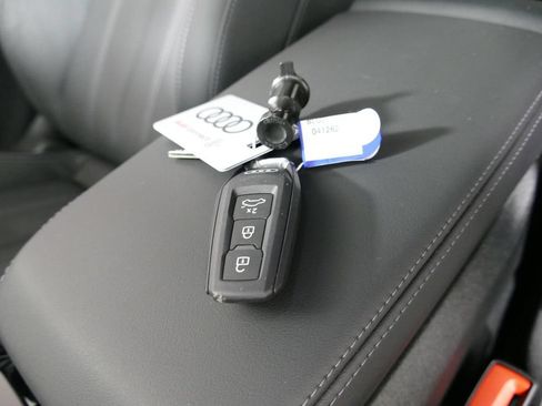 Used 2025 Audi A5 2.0T Premium Plus AWD/4WD image 28