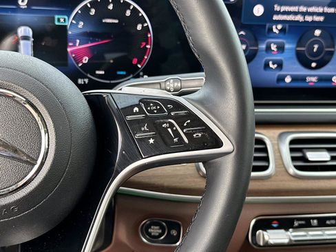 Certified 2025 Mercedes-Benz GLE 350 4MATIC image 27