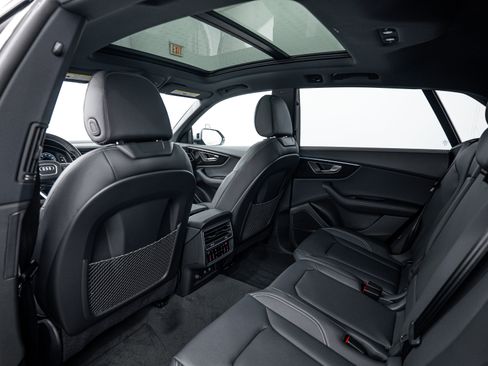New 2026 Audi Q8 Premium Plus image 18