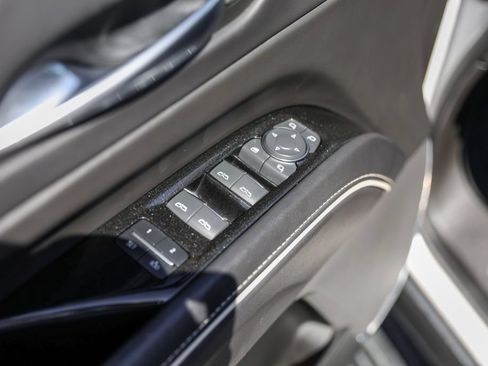 Used 2022 Cadillac Escalade ESV Sport Platinum w/ LPO, Floor Liner Package AWD/4WD image 22