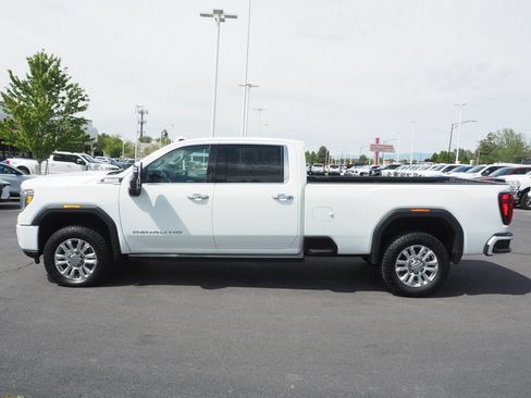 Used 2021 GMC Sierra 3500 Denali w/ Denali Ultimate Package AWD/4WD image 4