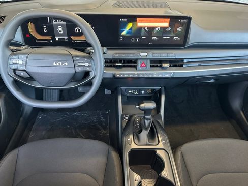 New 2026 Kia K4 FWD image 13