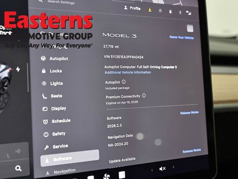 Used 2023 Tesla Model 3 Standard Range image 16