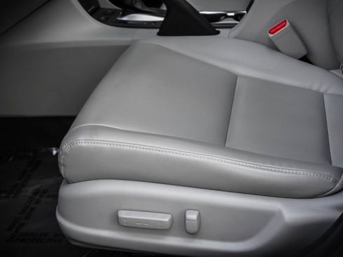 Used 2018 Acura ILX 2.4L image 11