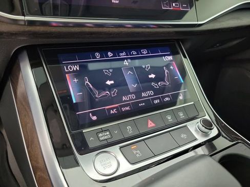 Used 2019 Audi Q8 Premium w/ Convenience Package AWD/4WD image 28
