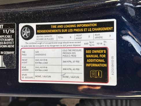 Used 2017 Mercedes-Benz E 300 4MATIC image 38