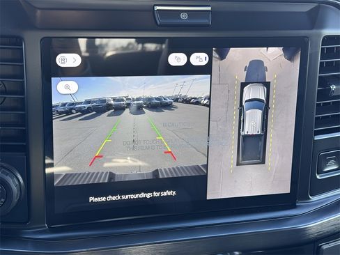 New 2026 Ford F250 Lariat w/ Black Appearance Package image 16