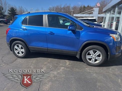 Used 2016 Chevrolet Trax LT w/ LT Convenience Package image 15