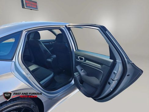 Used 2022 Honda Civic Sport image 12