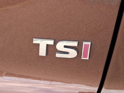 Used 2017 Volkswagen Jetta S w/ Jetta S Cold Weather Package image 31