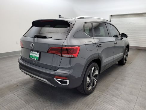 Used 2023 Volkswagen Taos SE AWD/4WD image 9